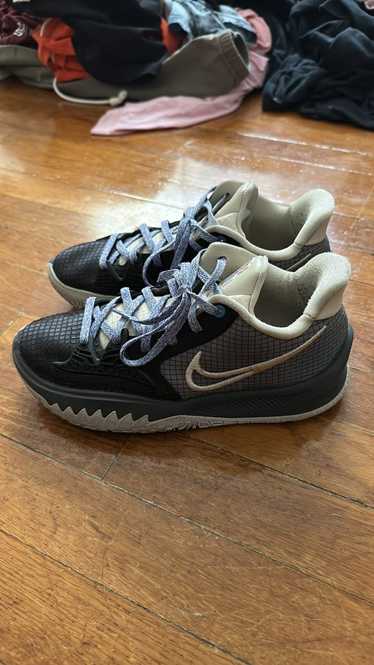 Nike Nike Kyrie Low 4 - Black Rattan