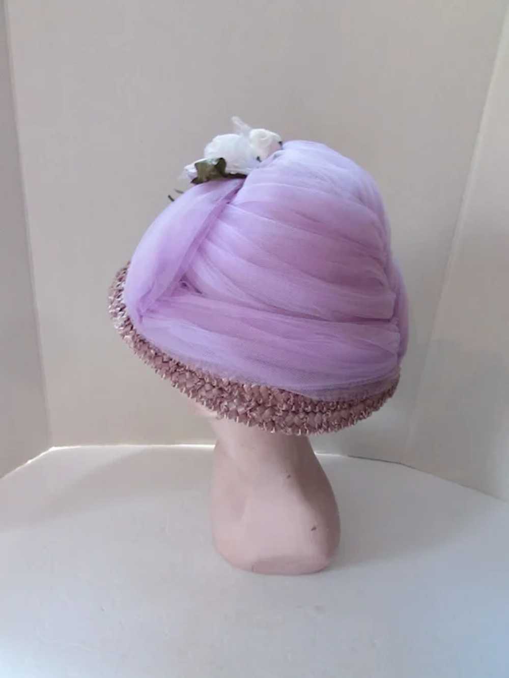 SALE Lovely 1960 Era Hat in Lavender & Lilac Tull… - image 8
