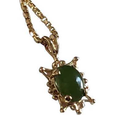 14K YG Filigree Jade Pendant with Box Chain Neckl… - image 1