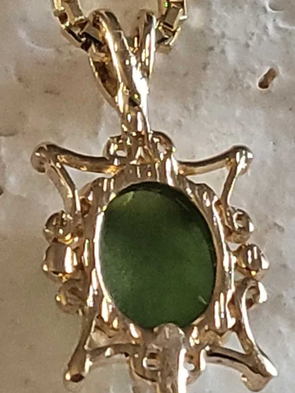 14K YG Filigree Jade Pendant with Box Chain Neckl… - image 4