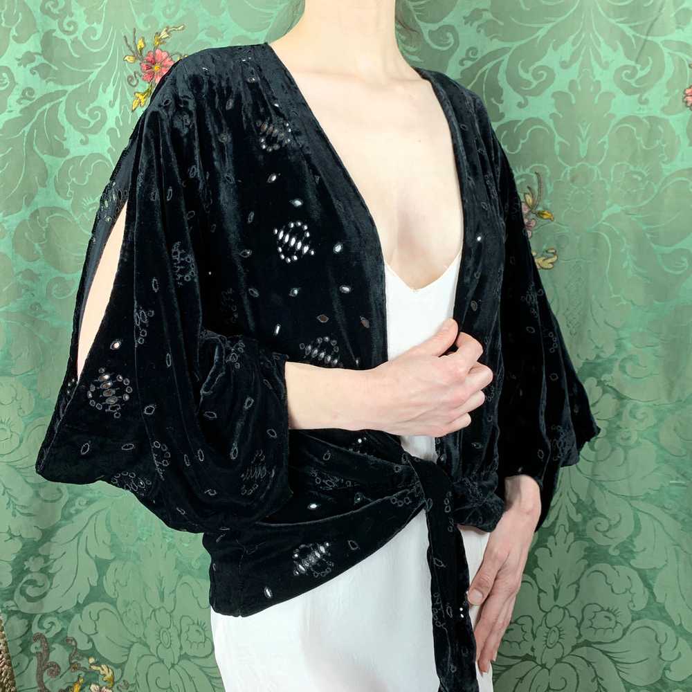 1930s Eyelet Silk Velvet Jacket With Cutout Sleev… - image 6