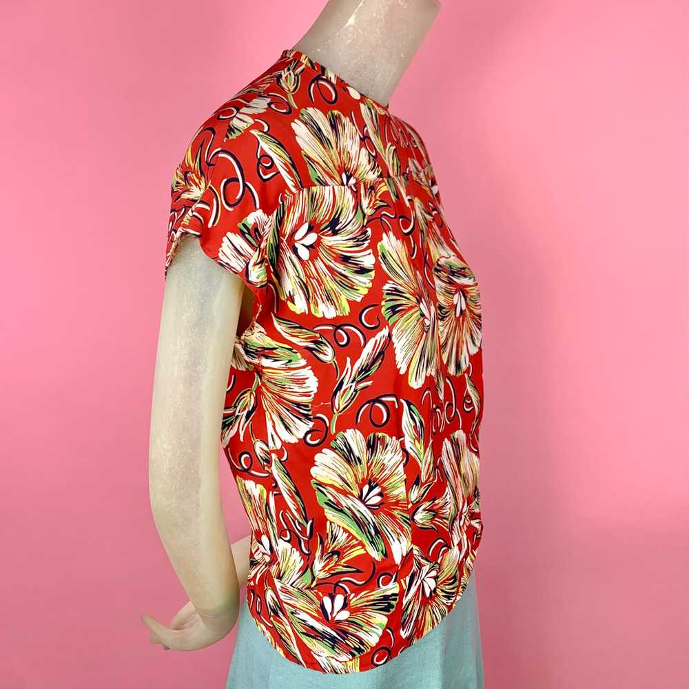 1940s Cold Rayon Tropical Floral Blouse - image 4
