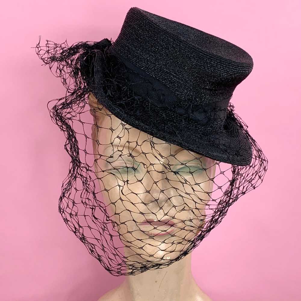 1940s Dobbs Tilted Straw Top Hat - image 1