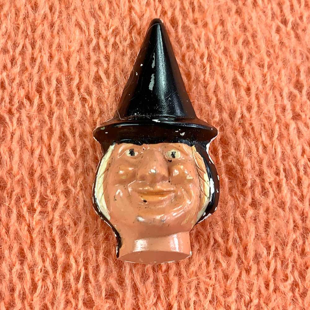 1940s Early Plastic Halloween Witch Brooch - image 2