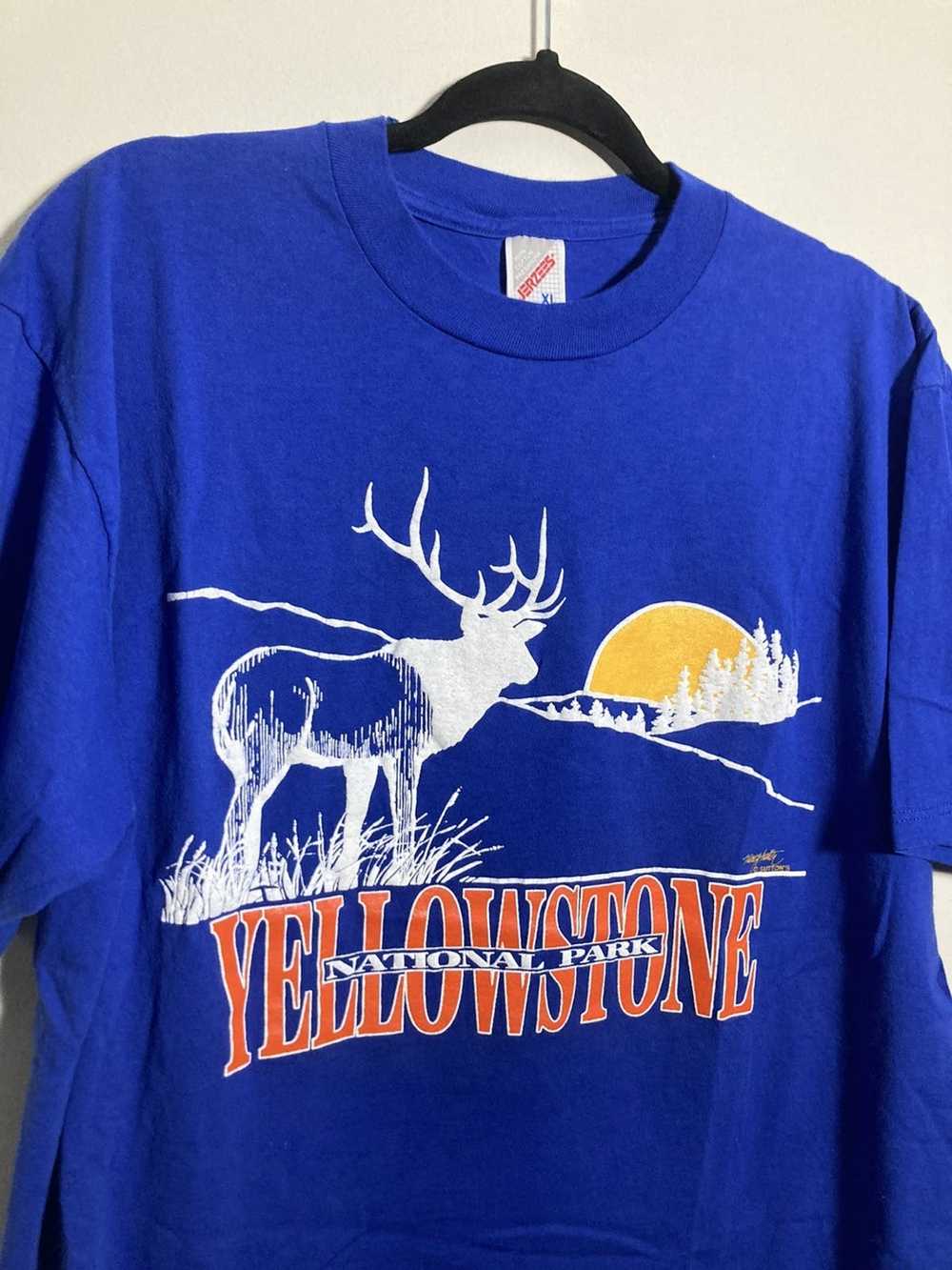 Vintage Vintage Yellowstone T-Shirt - image 2