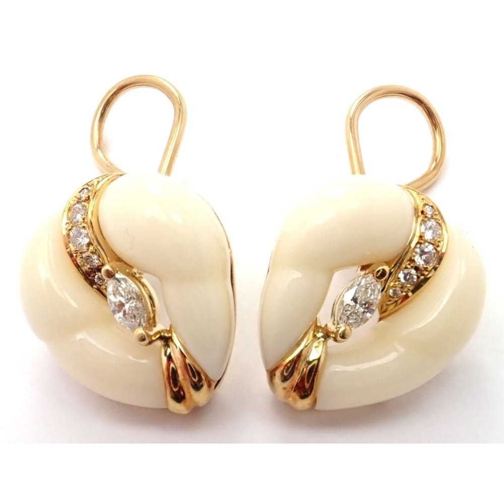 Mikimoto Yellow gold earrings - image 3