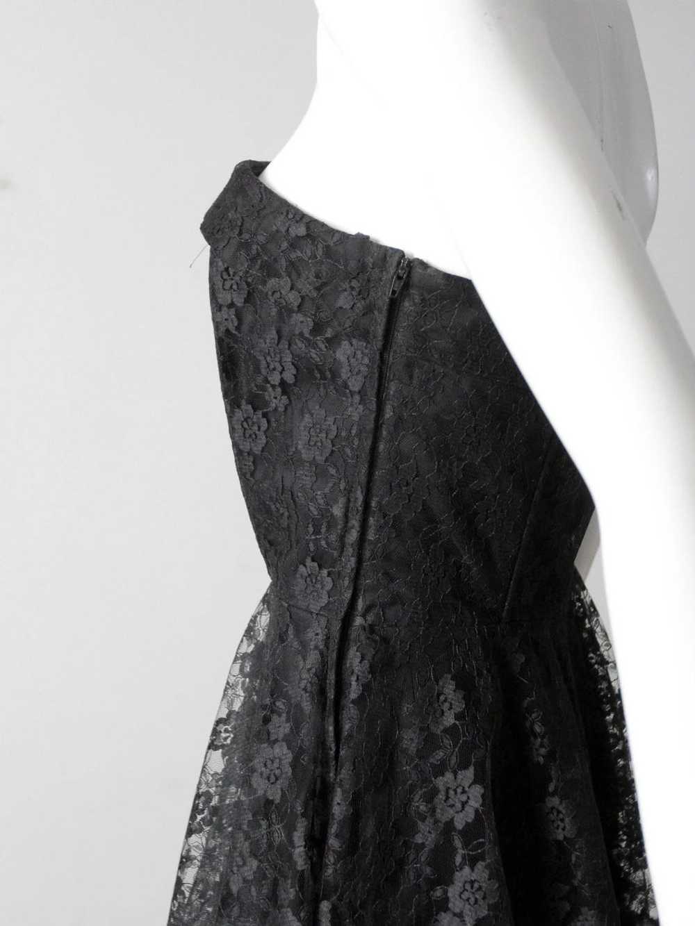 Vintage Vintage 90's black lace strapless dress - image 4