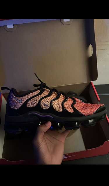 Vapormax gri best sale