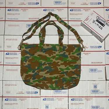 BAPE Camo Shoulder Bag Crossbody Camo with Carabiner SUPREME 2021