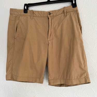 Gap MENS GAP KHAKI SHORTS SIZE 38” - image 1