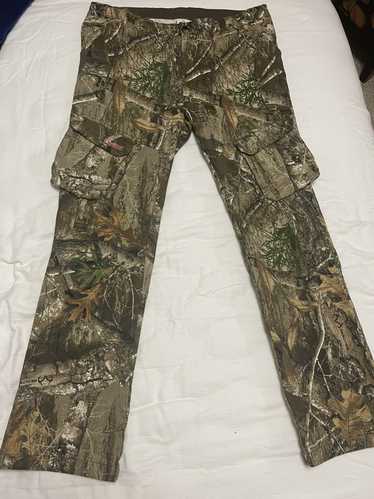 Realtree Camo Hunting Men's 6 Pocket Pants | Edge Camo | Size L, Size: Large, Green