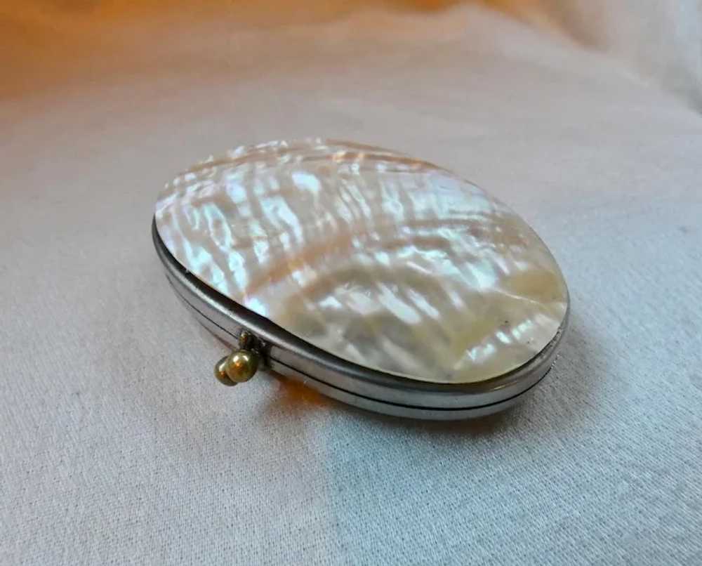 Antique Victorian Mother of Pearl Shell Coin Purse - image 2