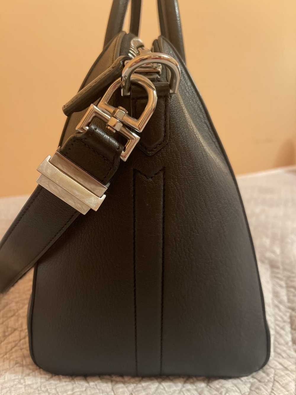 Givenchy Givenchy Antigona Black Leather Bag - image 7
