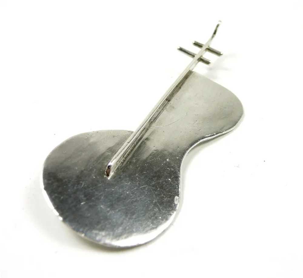 Musical Lobel Style Guitar Brooch c. 1960 - image 4