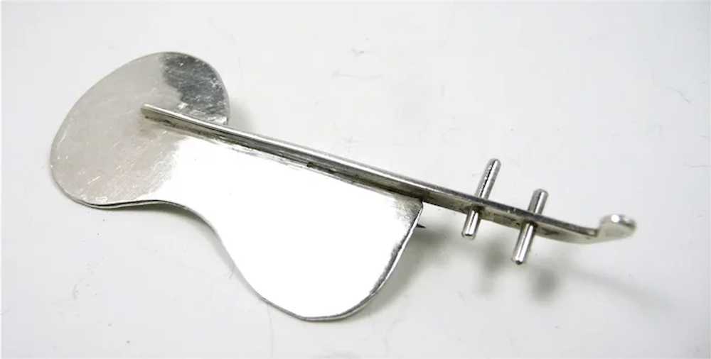 Musical Lobel Style Guitar Brooch c. 1960 - image 5