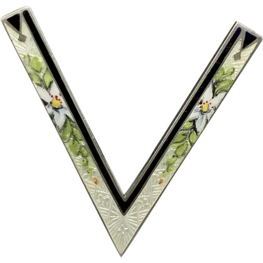 Sterling Silver Guilloche Enamel V for Victory Pi… - image 1