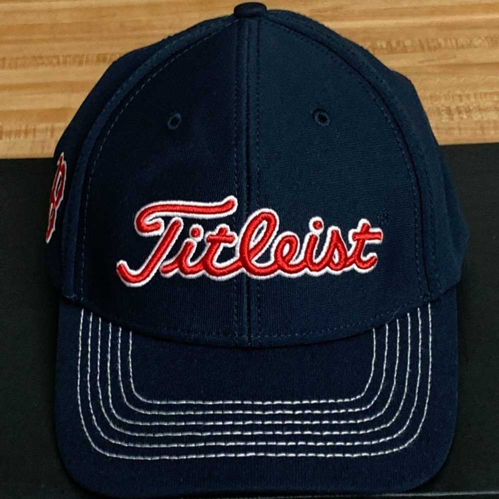 Titleist MLB TITLEIST RED SOX FLEX FIT HAT SIZE M… - image 1