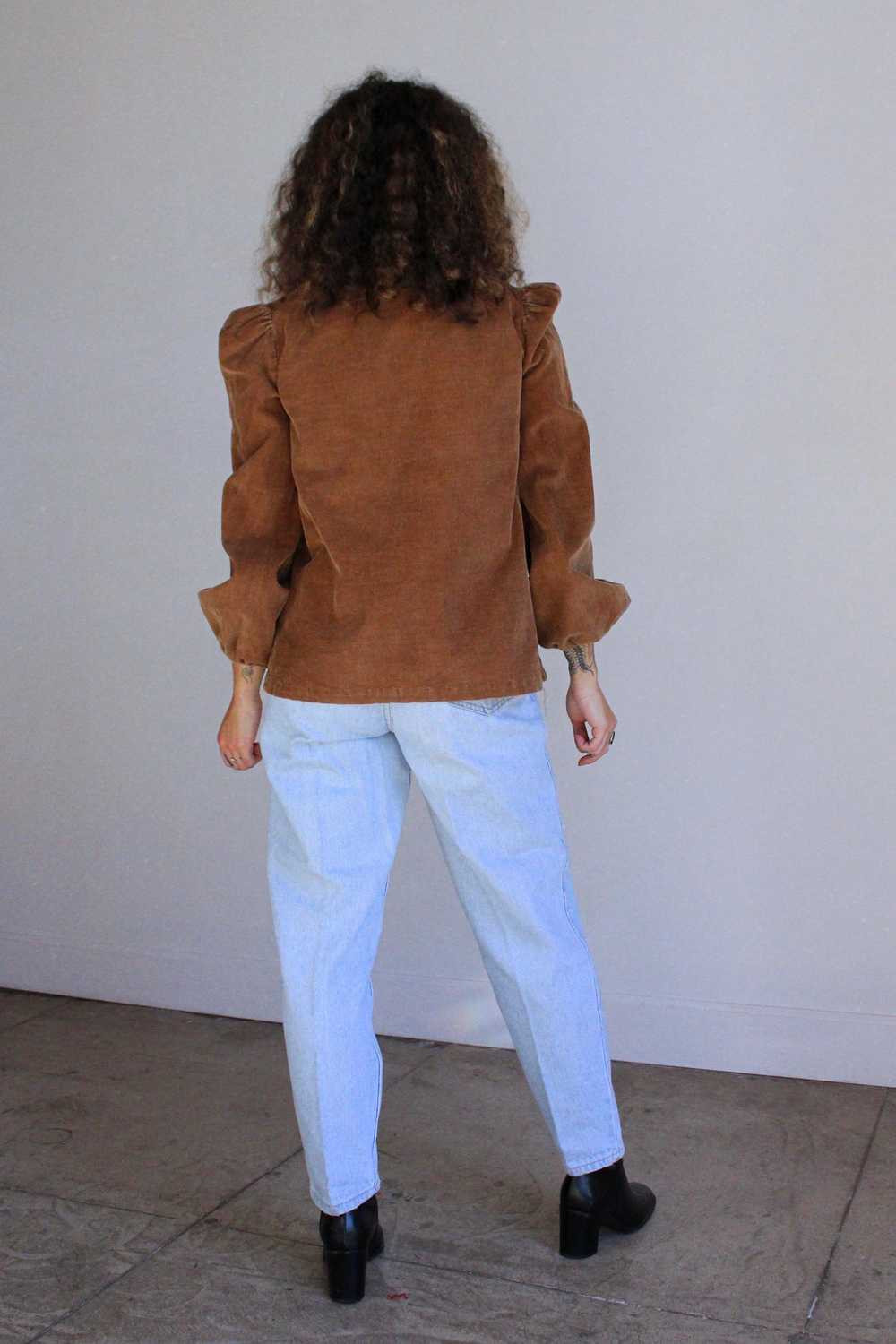 1960s Brown Corduroy Embroidered Smock Blouse w/ … - image 3