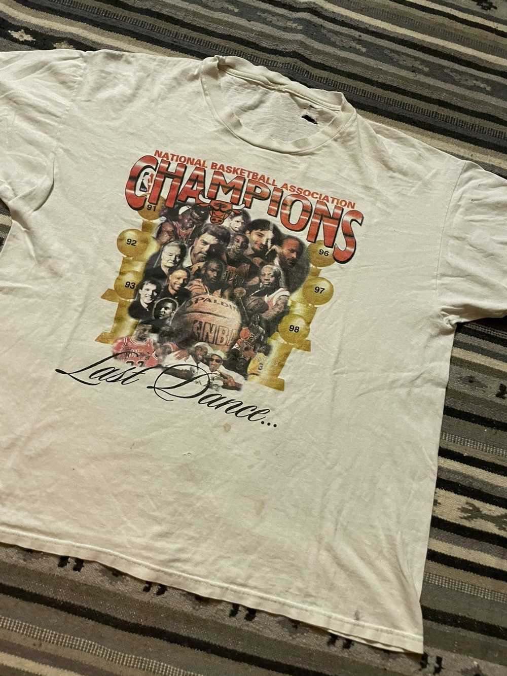 Chicago Bulls × Streetwear × Vintage Vintage Chic… - image 2