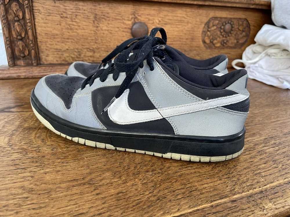 Nike Nike Dunks reflective obsidians 2003 - image 2