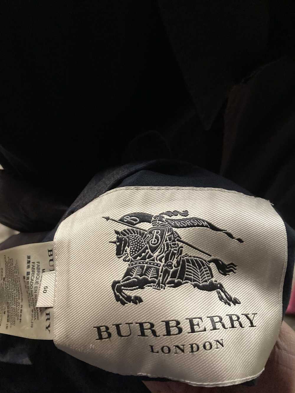 Burberry Burberry nylon reversible coat - image 8