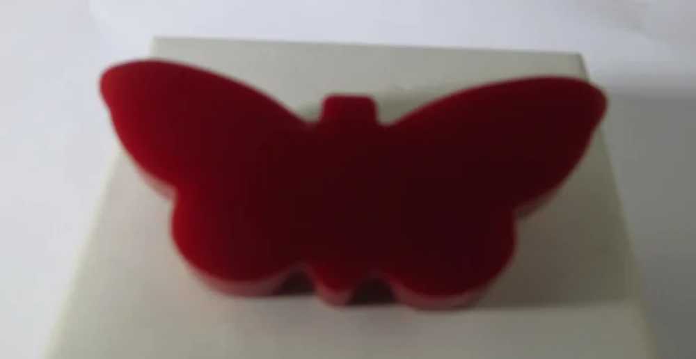 Bakelite Butterfly Pin in Red with C Clasp - image 4