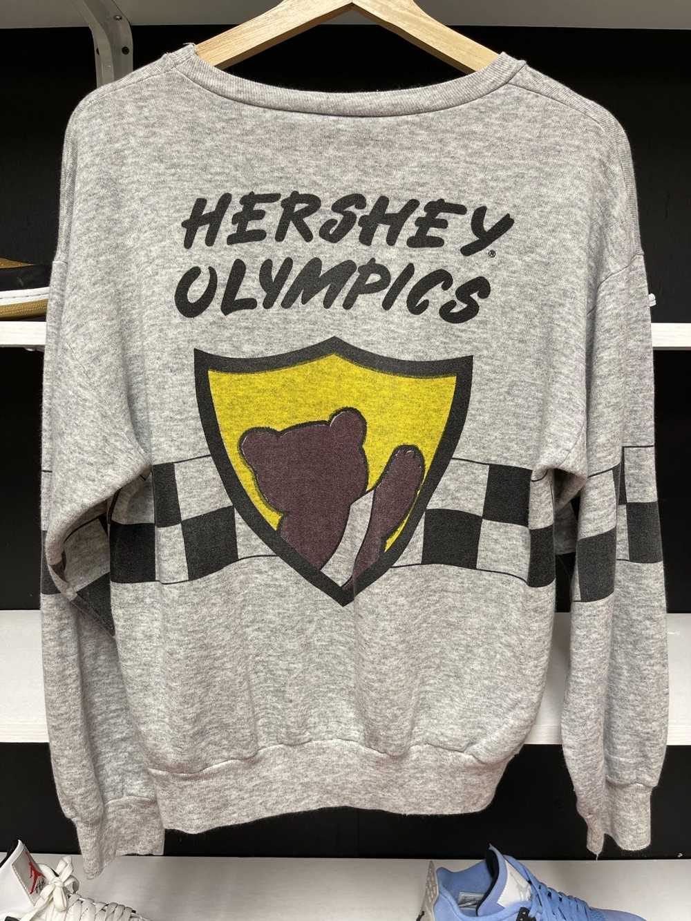 Vintage Vintage Hershey’s Kiss Olympics Crewneck … - image 4