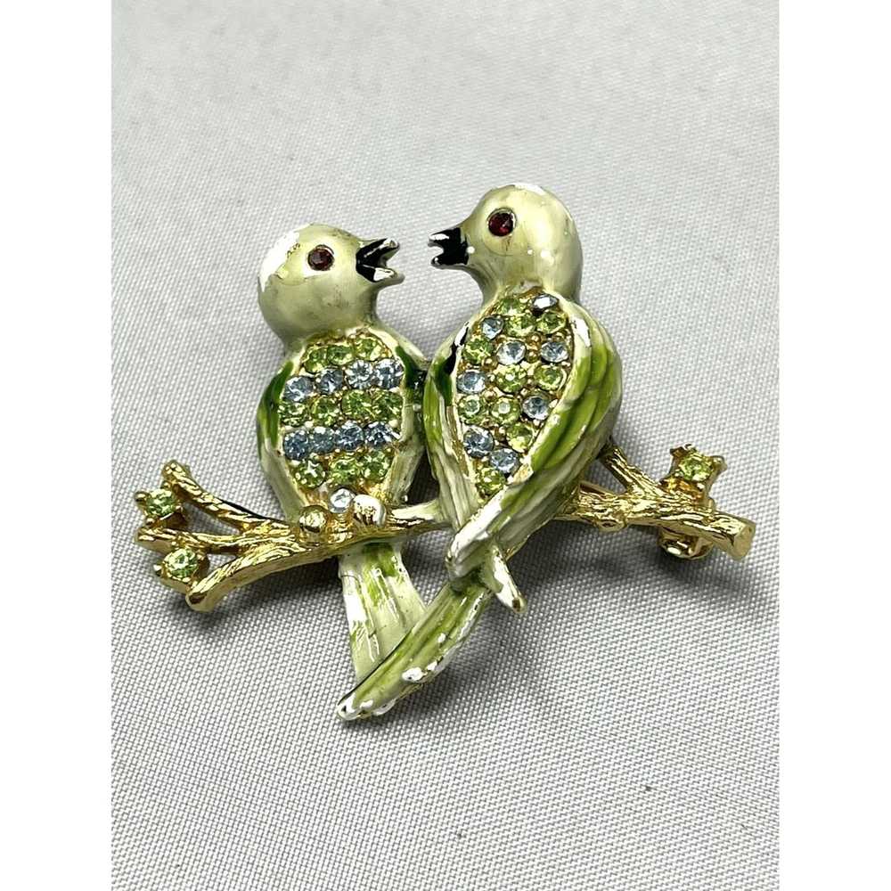 Vintage Vintage Rhinestone Enamel Love Birds Broo… - image 2