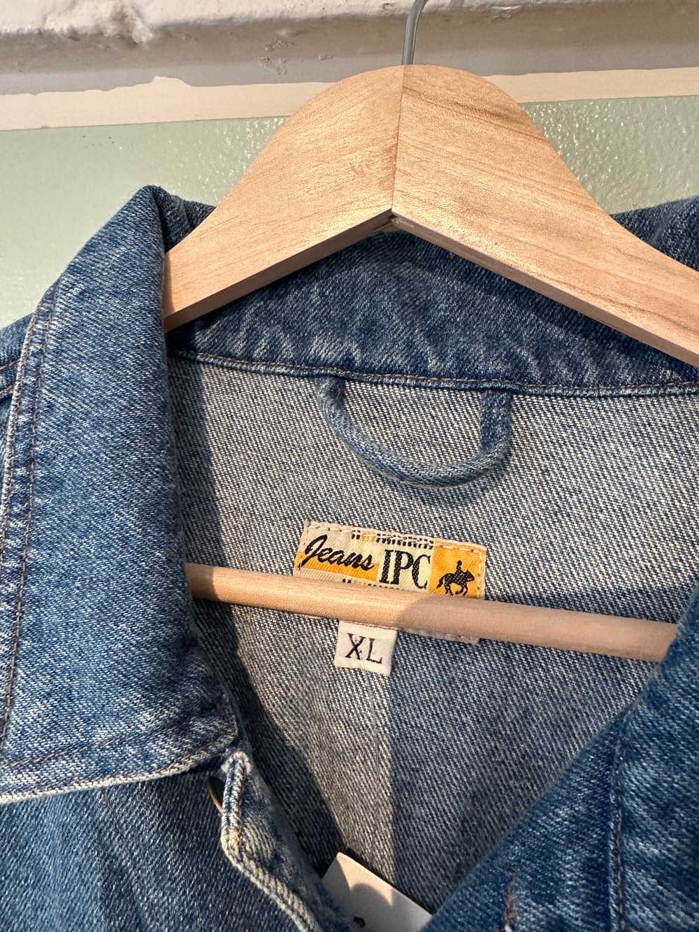 80's IPC Jeans Medium Wash Denim Jacket - image 2