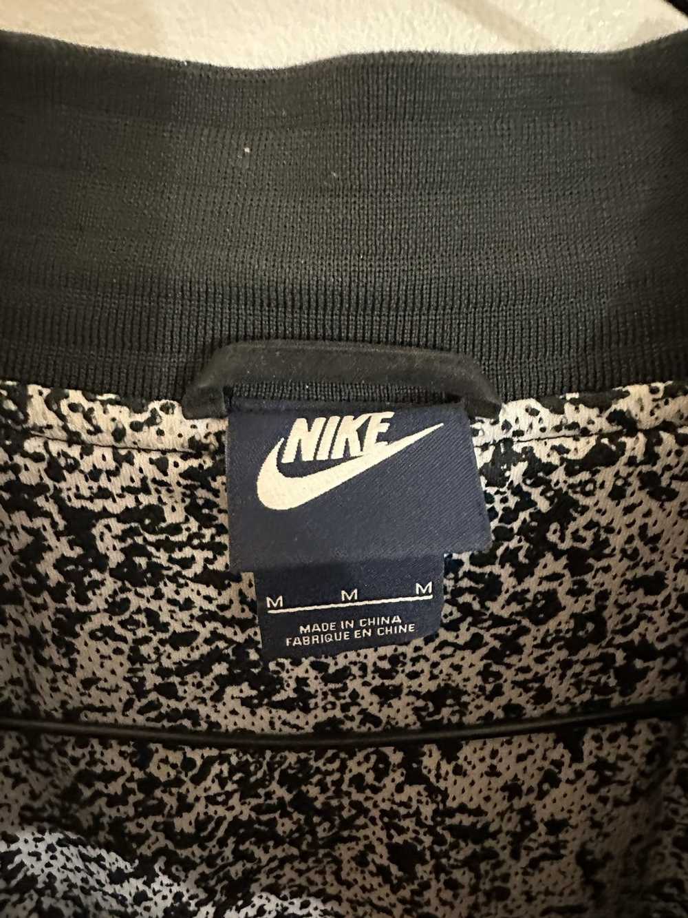 Nike Nike varsity jacket RARE - image 4