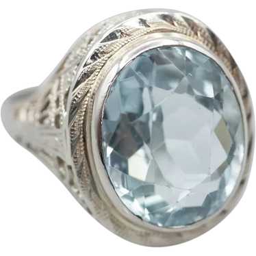 Lovely Art Deco Aquamarine Filigree Ring