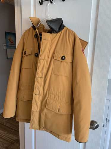 Canada Goose Canada Goose Banff Parka Orange Yello