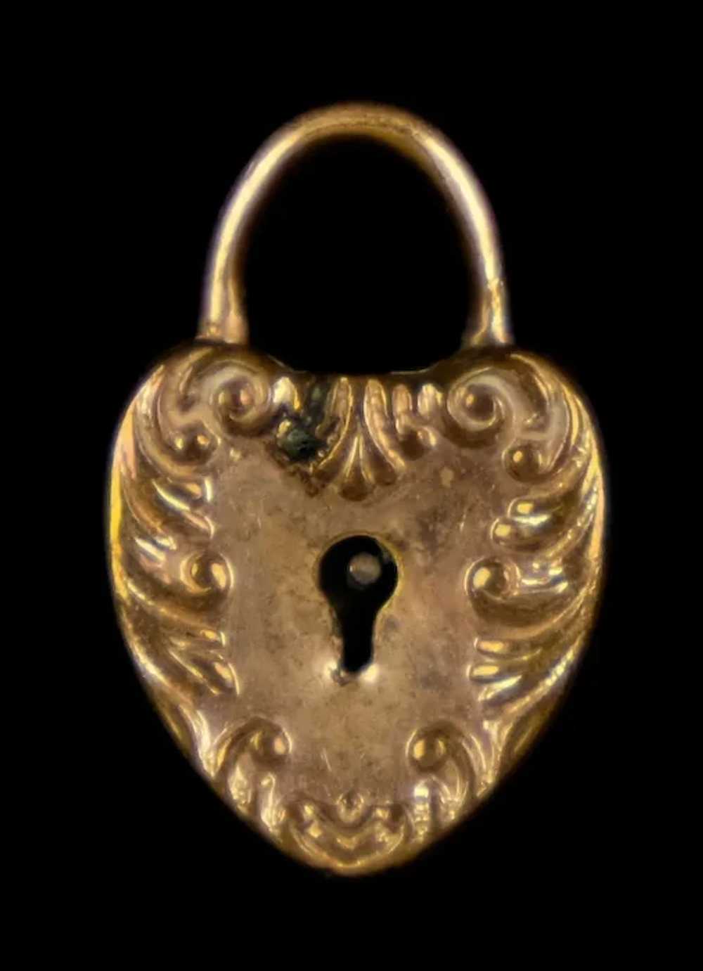 Petite Vintage Gold Heart Lock - image 4