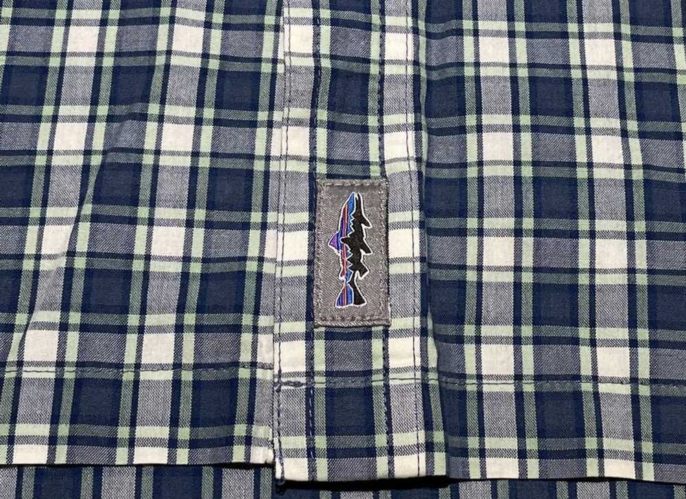 Patagonia Mens Patagonia plaid organic cotton lon… - image 3