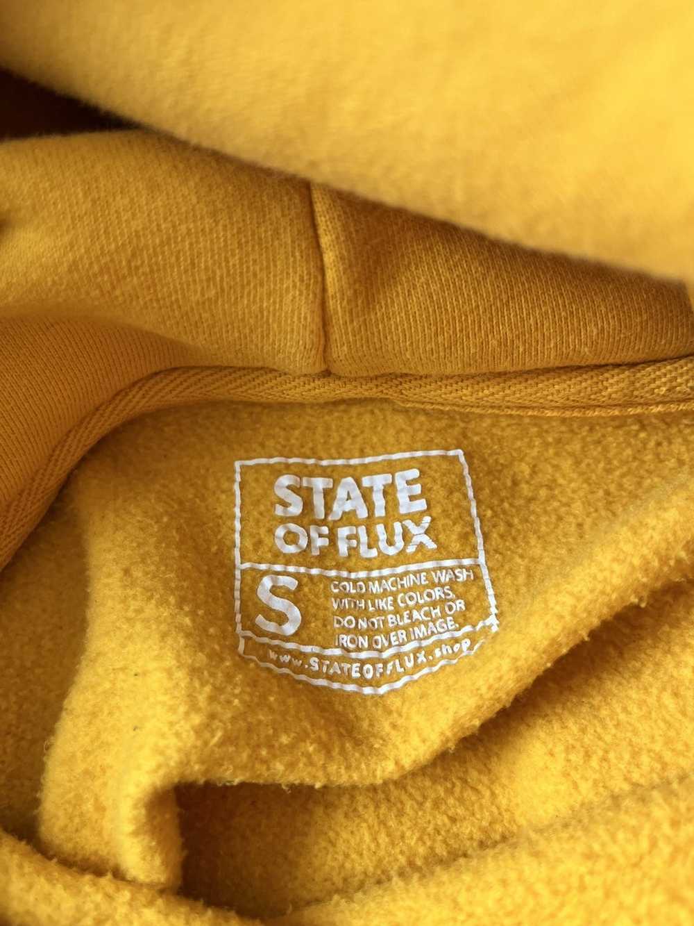 Streetwear State of Flux Sm. Hoodie - image 2