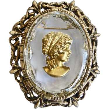 Vintage Reverse Carved Intaglio Glass Goldtone Ca… - image 1