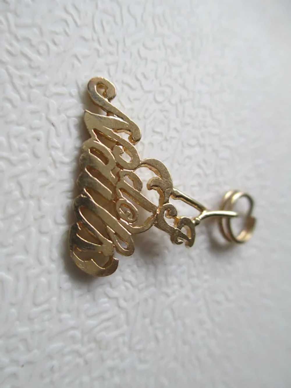 14 kt Gold " I Do Nails" Charm or Pendent - image 3