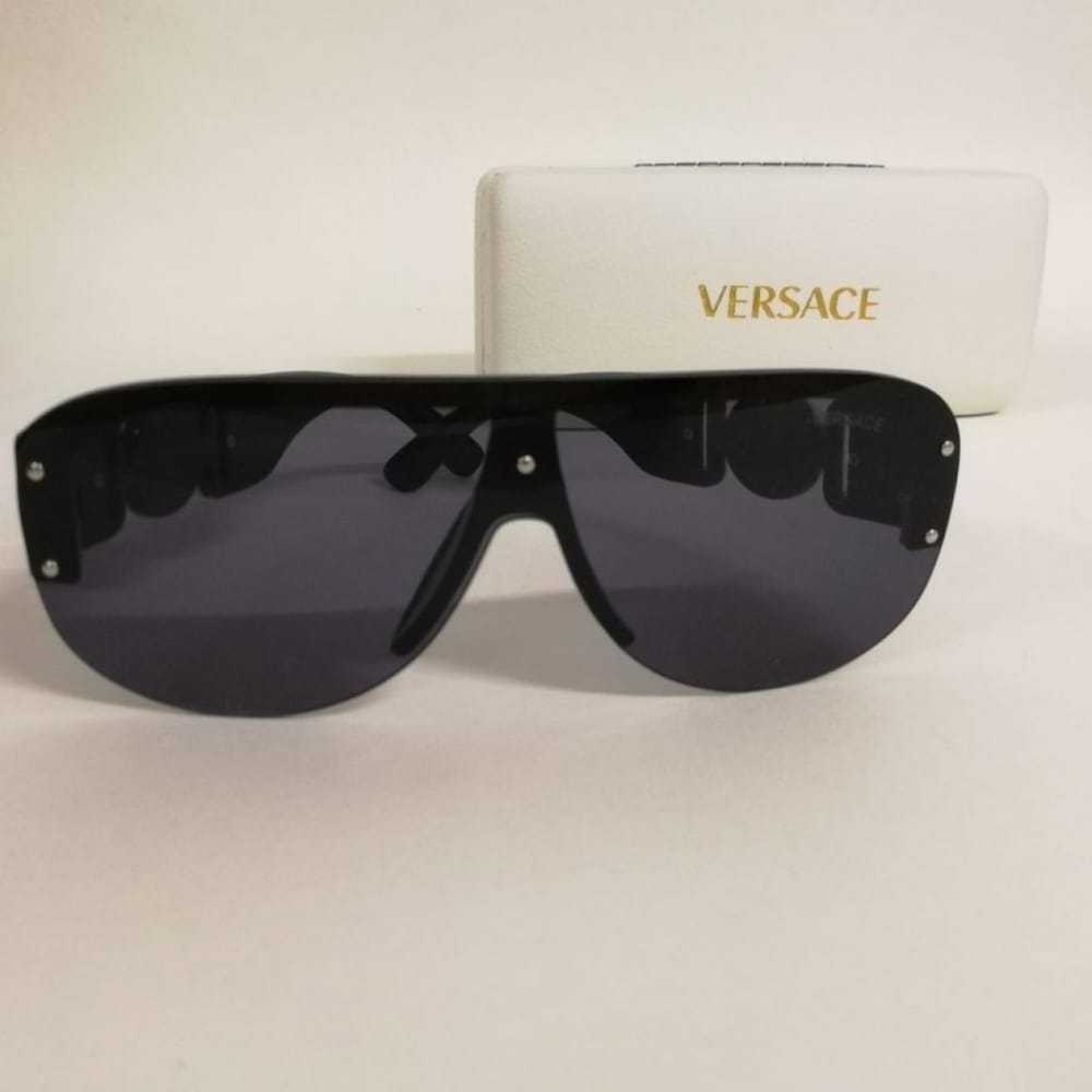 Versace Oversized sunglasses - image 4