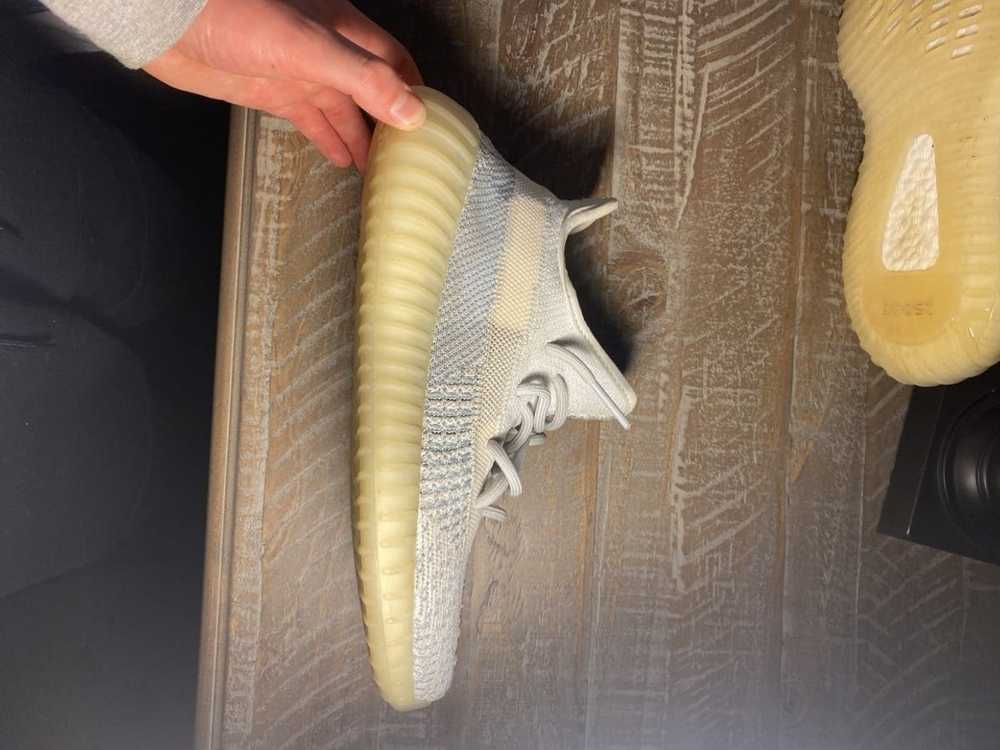 Adidas × Kanye West yeezy boost 350 V2 cloud white - image 2