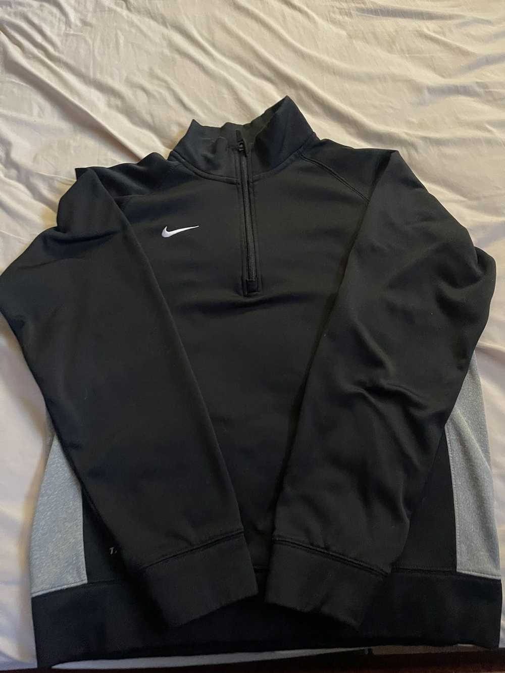 Nike Nike Therma-FIT Quater-Zip Sweatshirt - image 3