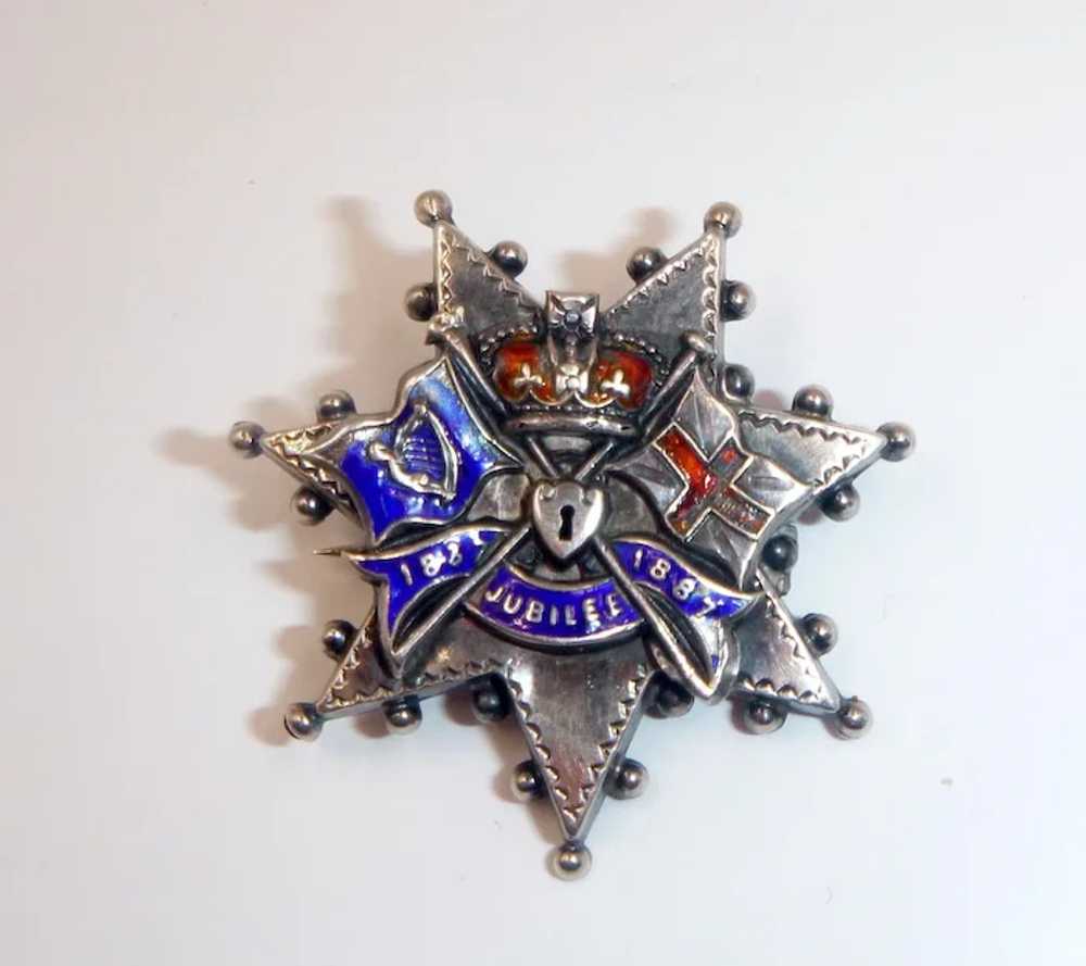 Antique Queen Victoria Jubilee Enameled Pin - image 4