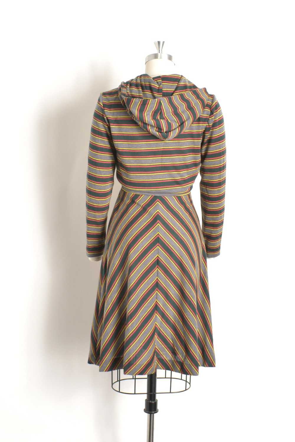 1970s Striped Hooded Dress-medium - image 5