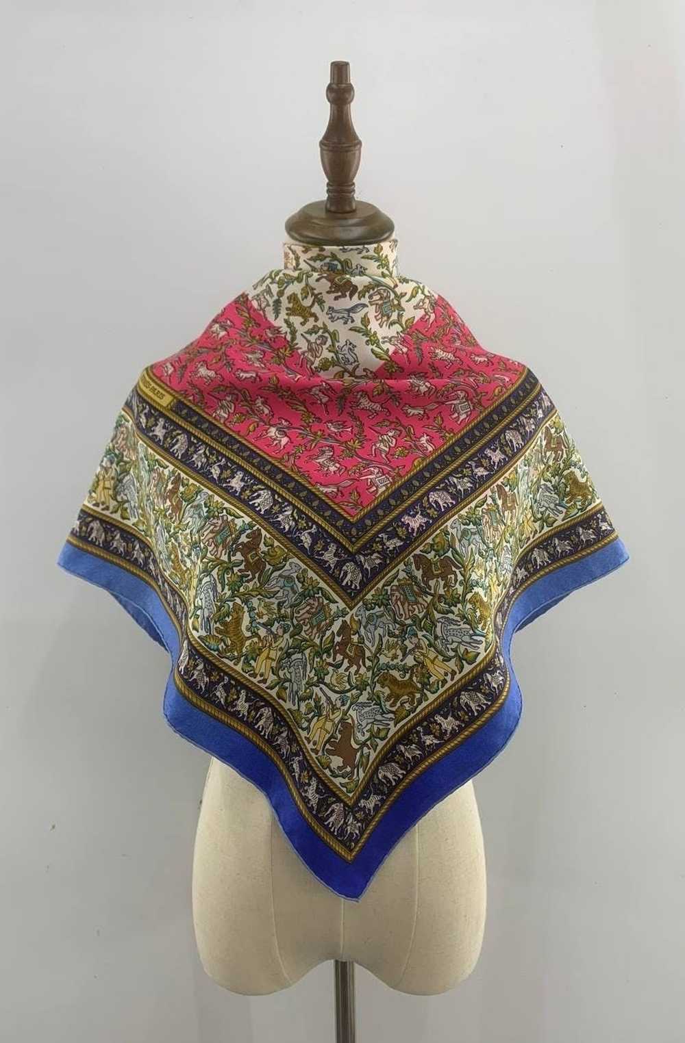 Vintage Hermes Chasse En Inde Silk Scarf Wrap Squ… - image 1