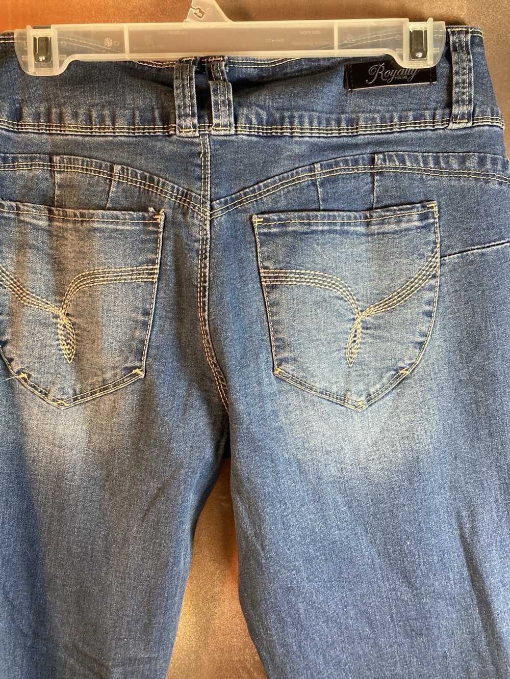 Designer Royalty jeans “wannabettabutt?” Size 8 3… - image 4