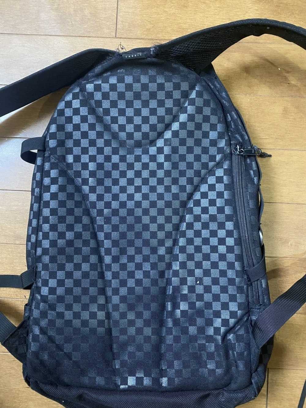 Price Check] Fall/Winter 2011 Checkered Backpack, specifically the navy one  : r/supremeclothing