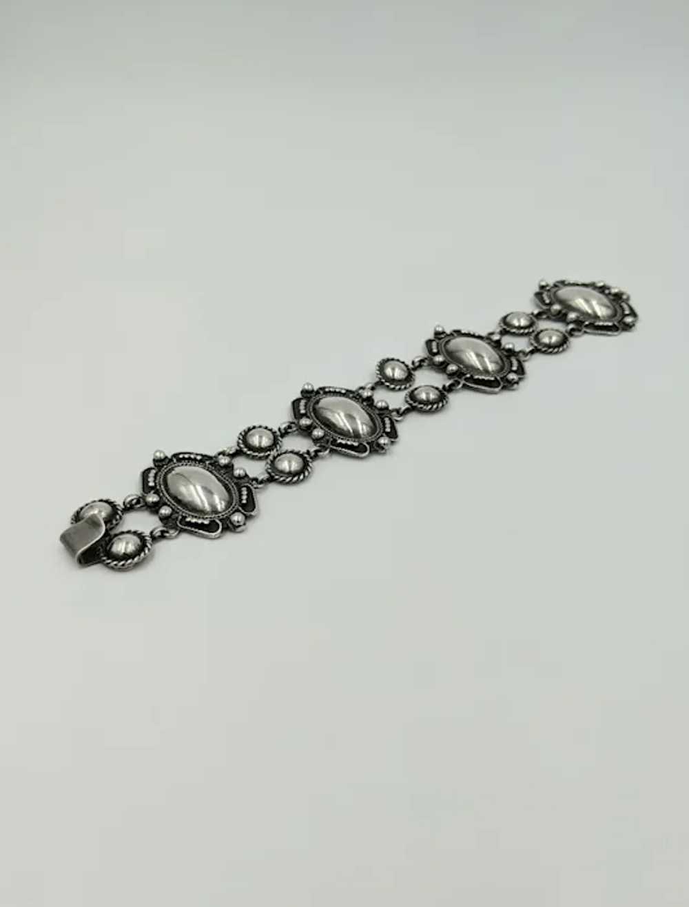 Early Sterling Silver Hook and Bar Clasp Bracelet Mexico