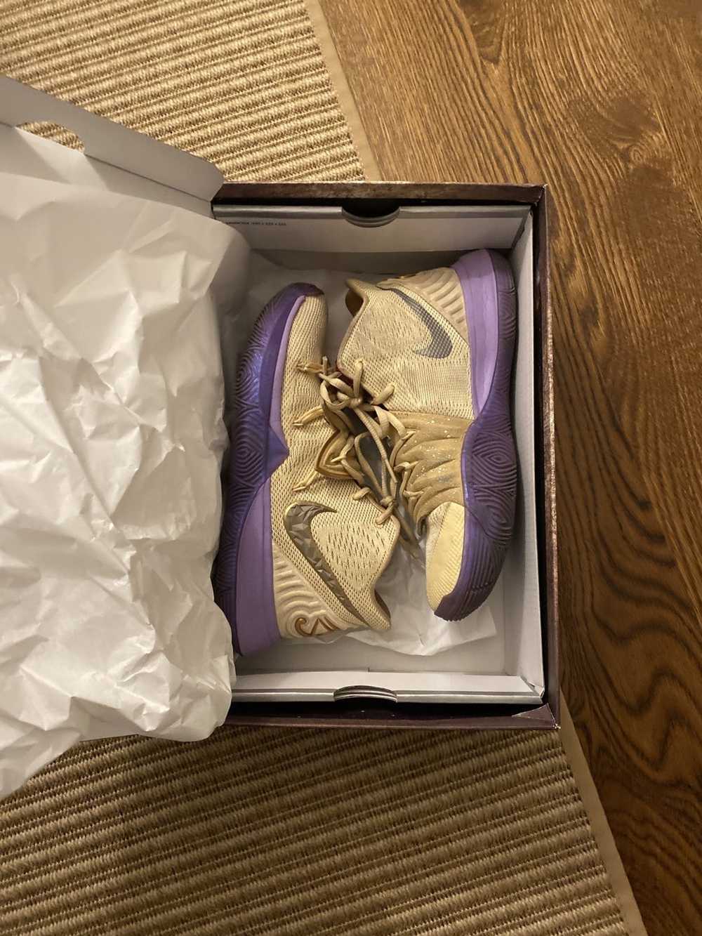 Nike Concepts x Kyrie 5 Ikhet 2018 (special box) - image 2