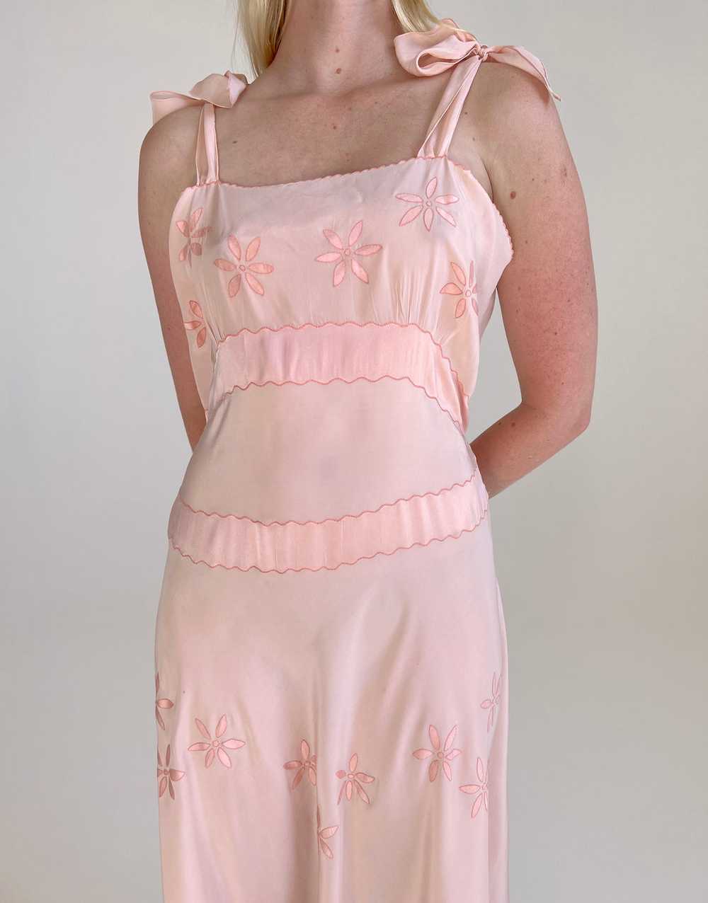 1930's Pink Silk Floral Embroidered Dress With Ti… - image 3