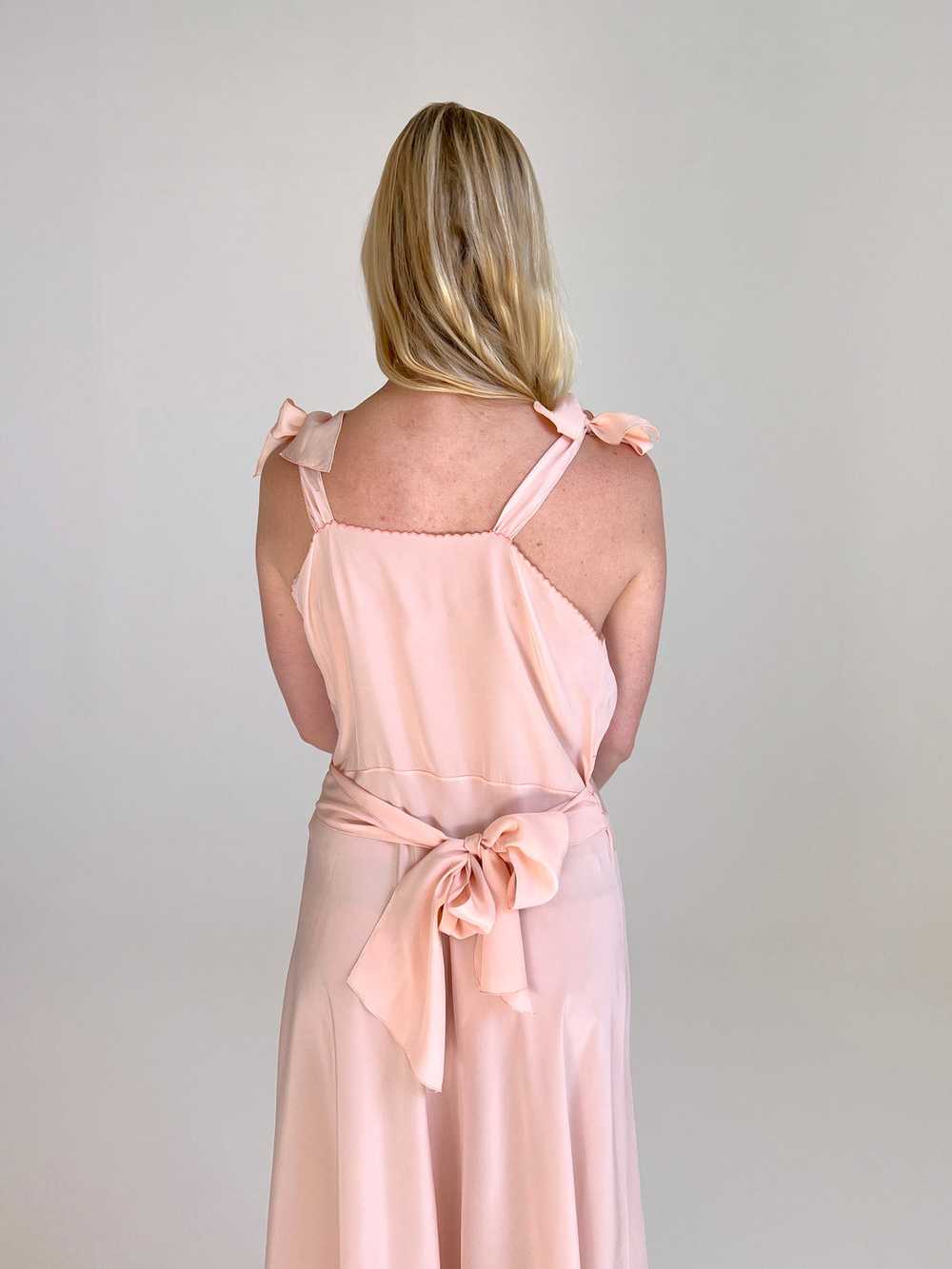 1930's Pink Silk Floral Embroidered Dress With Ti… - image 5