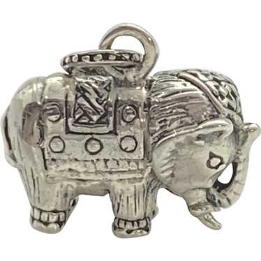 Lucky Ornate Indian Elephant Vintage Charm Three-D